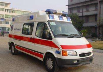 昌图县救护车租赁
